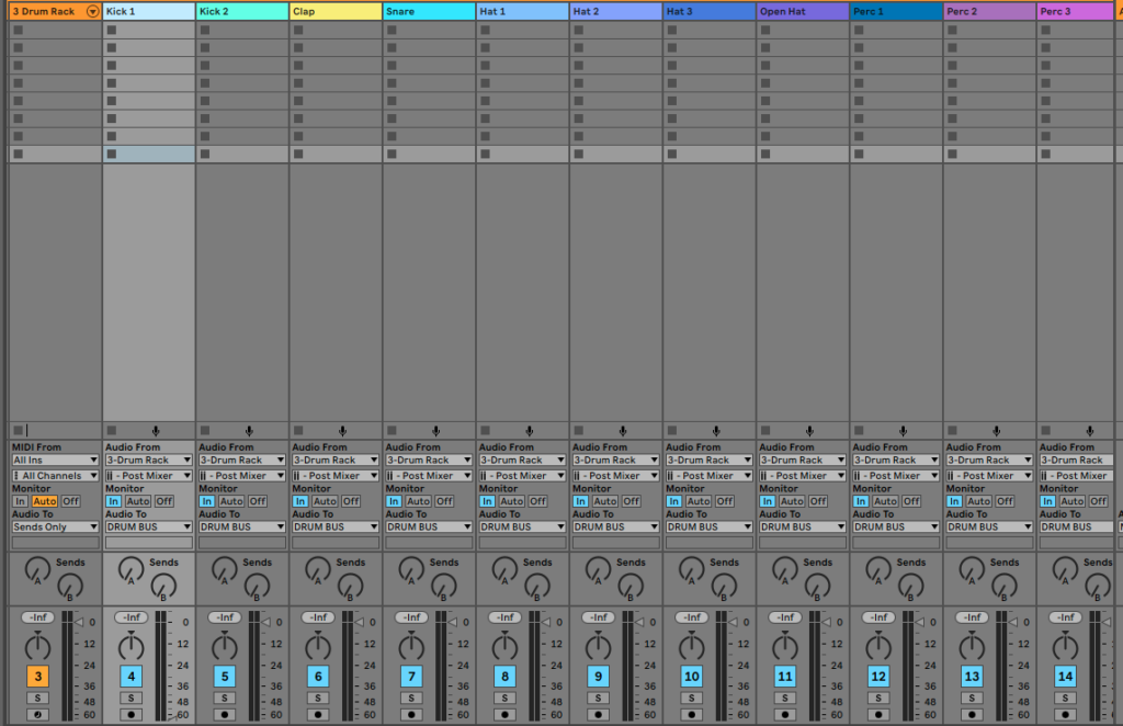 Drum Rack audio routing.